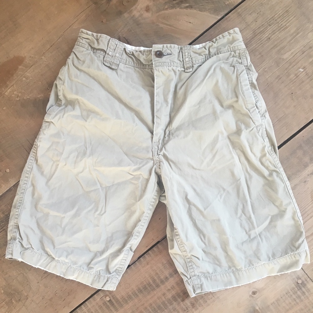 Men’s American Eagle Cargo shorts